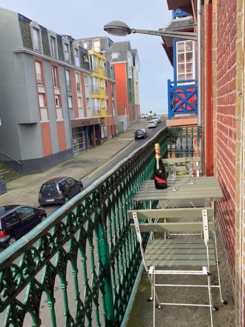 Appartement Avec Balcon Et Parking Prive Mers-les-Bains Kültér fotó